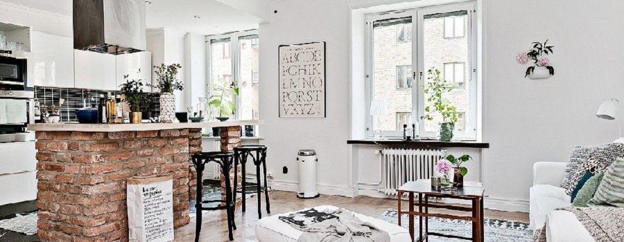 Loft stila baltas krāsas virtuves interjera dizains