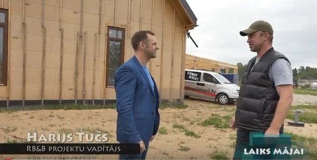 Skaties, kā top videi draudzīgā eko māja  tikai un vienīgi no dabīgiem materiāliem