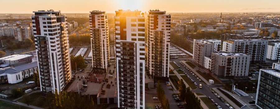 Swedbank: Mājokļu pieejamība pērn uzlabojusies gan Rīgā, gan vairumā lielākajās reģionu pilsētās