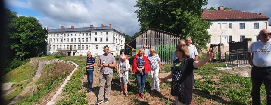 Žūrija Vidzemē vērtē gan parkus, gan ražotnes