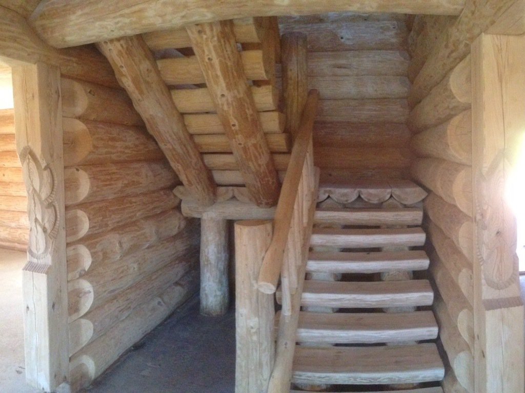 Лестницы Из Полубревна Фото