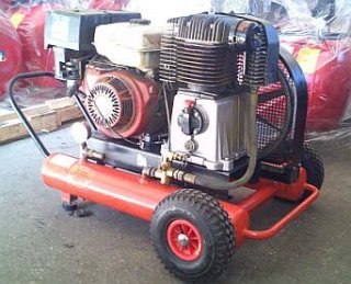 Поршневой компрессор BK19-2x10-9S с бензиновым двигателем HONDA